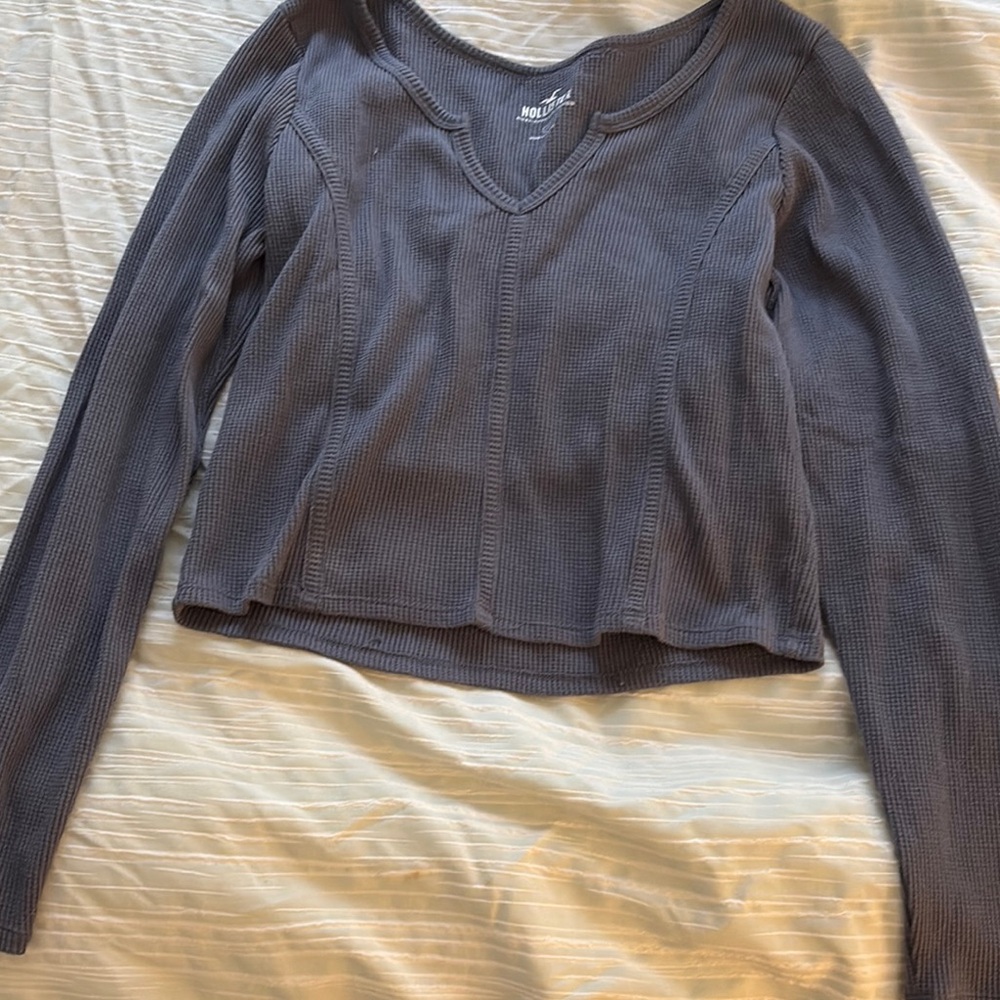 Hollister Women's Gray Long Sleeve Top